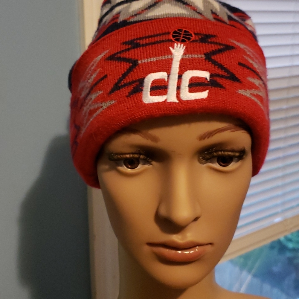 Mitchell and Ness Washington wizards beanie